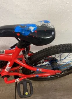 Schwinn 18" Bike -Tiny Steps House 02e81de58b09a8a5fb834086d7d73a48