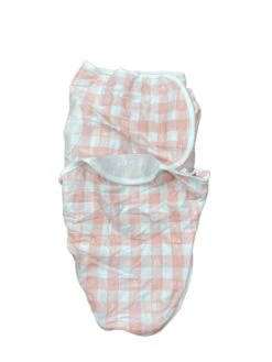 Aden + Anais Essentials Easy Wrap Swaddle, 3 Pack, 0-3 Months, Disney Princess -Tiny Steps House 09c00367 99c0 4988 b9a7 616a2d85d431