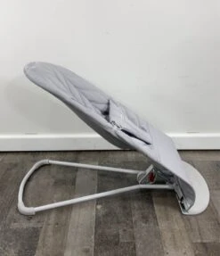 BabyBjorn Bouncer Bliss, Light Gray Cotton Petal Quilt, Light Gray Frame -Tiny Steps House 12cfa8d95731ee38c571391a89ba7907
