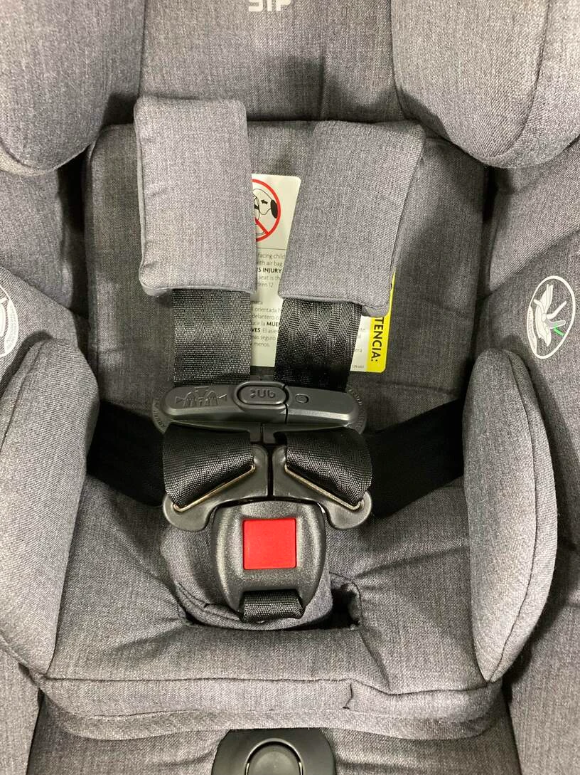 UPPAbaby MESA V2 Infant Car Seat, 2023, Greyson (Charcoal Melange Merino Wool) 4 UPPAbaby MESA V2 Infant Car Seat, 2023, Greyson (Charcoal Melange Merino Wool) - Image 4
