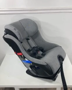 Clek Fllo Convertible Car Seat, 2022
