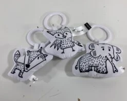 DockATot Hanging Toy Set, Cheeky Chums