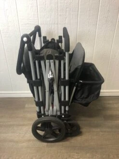 Larktale Caravan Stroller Wagon, Grey -Tiny Steps House 3b5bcb172351ee575746bc029bb3d2bd