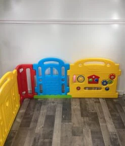 Dwinguler Kid’s Castle Playpen