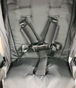 Chicco Bravo Primo Trio Travel System, 2021, Springhill 20 Chicco Bravo Primo Trio Travel System, 2021, Springhill -Tiny Steps House 4d2d8f9c2a2288e30c069f6ff4505cf4