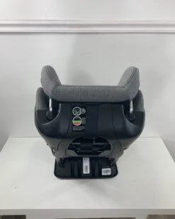 Clek Fllo Convertible Car Seat, 2022 -Tiny Steps House 5b97e9af88fc1502a23114faa57f4f6c
