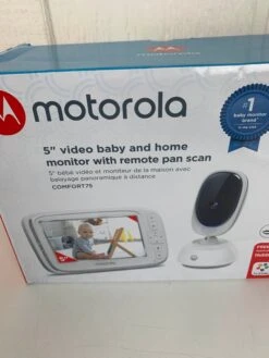 Motorola Comfort 75 Video Baby Monitor, 5" -Tiny Steps House 7953442cfca57226914058987b239b86