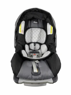 Chicco KeyFit 30 Infant Car Seat, 2023, Nottingham 12 Chicco KeyFit 30 Infant Car Seat, 2023, Nottingham -Tiny Steps House 849a17fd 1117 4cda b0db 9f3361bbf36b