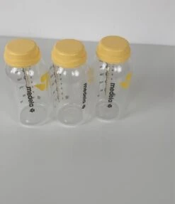 BUNDLE Storage Medela Bottles