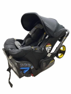 Doona Infant Car Seat & Stroller Combo, Nitro Black, 2023 -Tiny Steps House b70f7390 c1a3 43e4 a8ab 2568462232b7