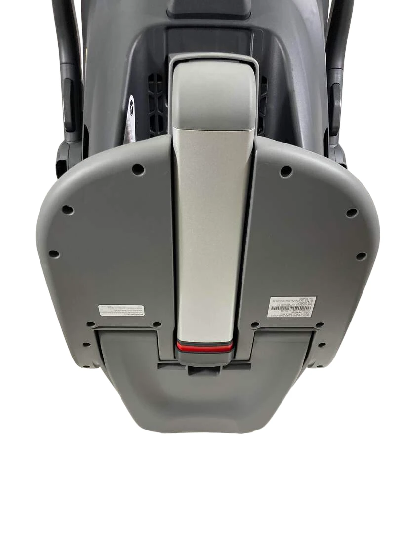 UPPAbaby MESA MAX Infant Car Seat And Base, Jake Charcoal, 2022 8 UPPAbaby MESA MAX Infant Car Seat And Base, Jake Charcoal, 2022 - Image 8