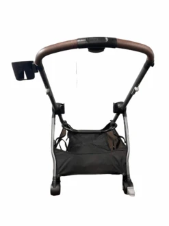 Maxi-Cosi Zelia Luxe Stroller Frame, 2023 -Tiny Steps House d3554661 e9b7 4ff7 bedb 26bd1204f431