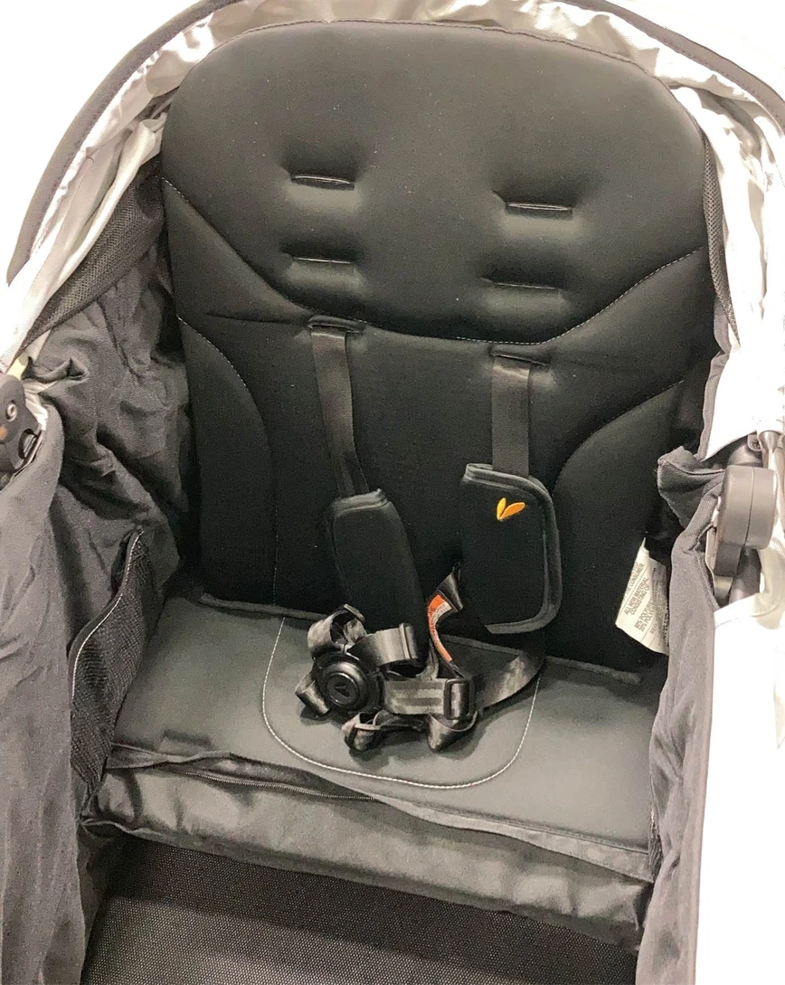 Larktale Caravan Coupe (2 Seater) Stroller Wagon, 2023, Gray/Black 6 Larktale Caravan Coupe (2 Seater) Stroller Wagon, 2023, Gray/Black - Image 6