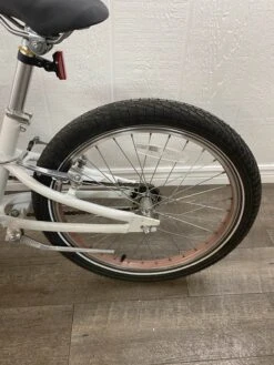 Trek Electra 20” Girls Bicycle -Tiny Steps House db4e9c4bc11ea8c0f87dfc35f2615fae