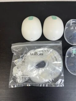 Willow Wearable Breast Pump, 3.0, 24mm Flanges, 27mm Flanges -Tiny Steps House f18f8959ffef7367b9d3b5c62cbe66be