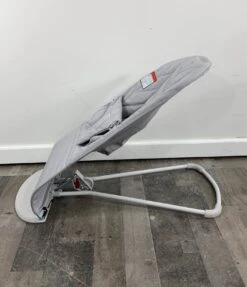 BabyBjorn Bouncer Bliss, Light Gray Cotton Petal Quilt, Light Gray Frame -Tiny Steps House f764a8f9d675f08faf3c88c66215eb12